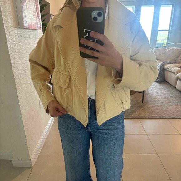 Vince Lighweight Jacket - Picture 2 of 4